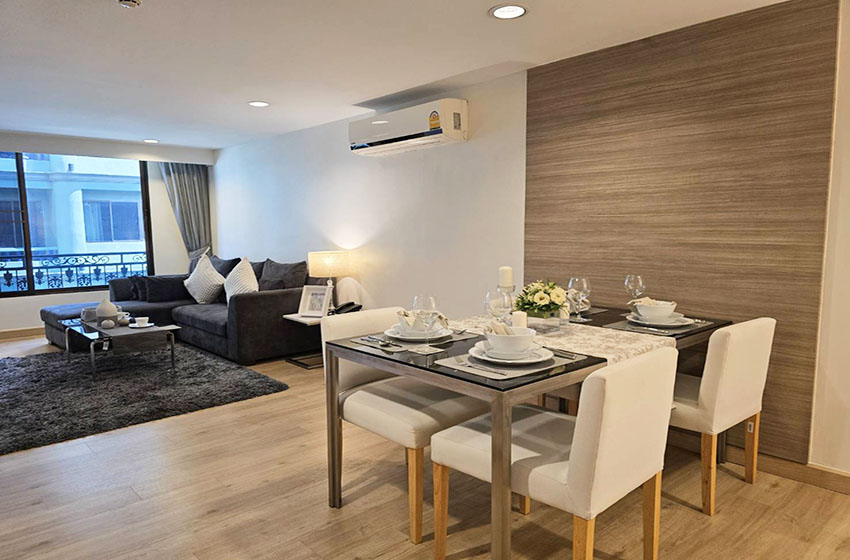Apartment in Ploenchit