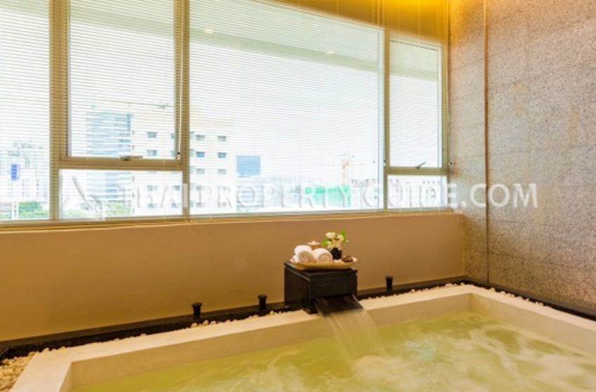 Apartment in Rama 4 