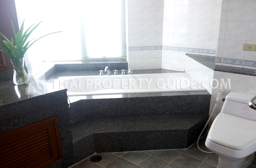 Apartment in Sathorn 