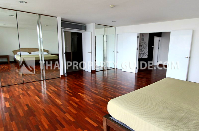 Apartment in Sathorn 