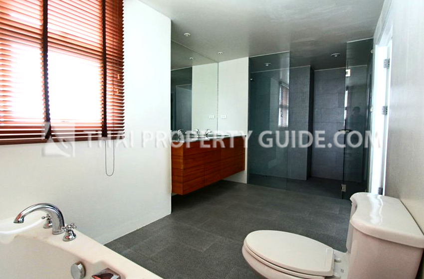 Apartment in Sathorn 