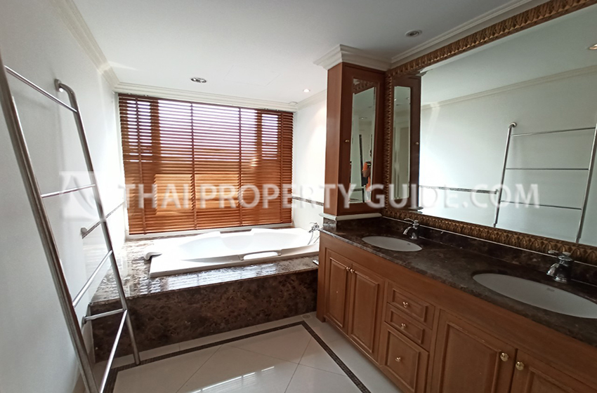 Apartment in Sathorn 
