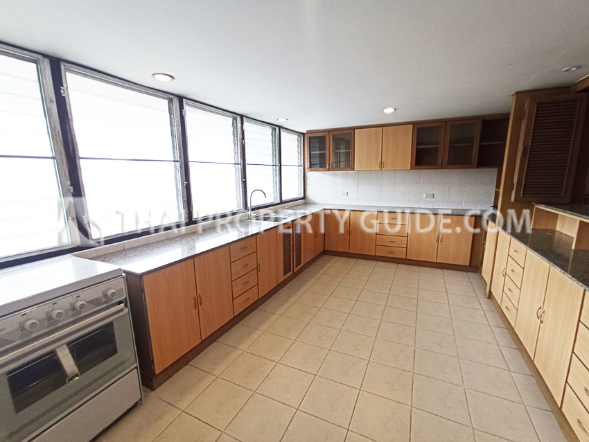 Apartment in Sathorn 