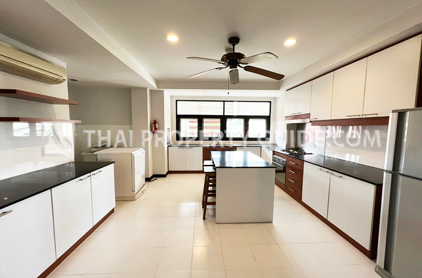 Apartment in Sathorn 