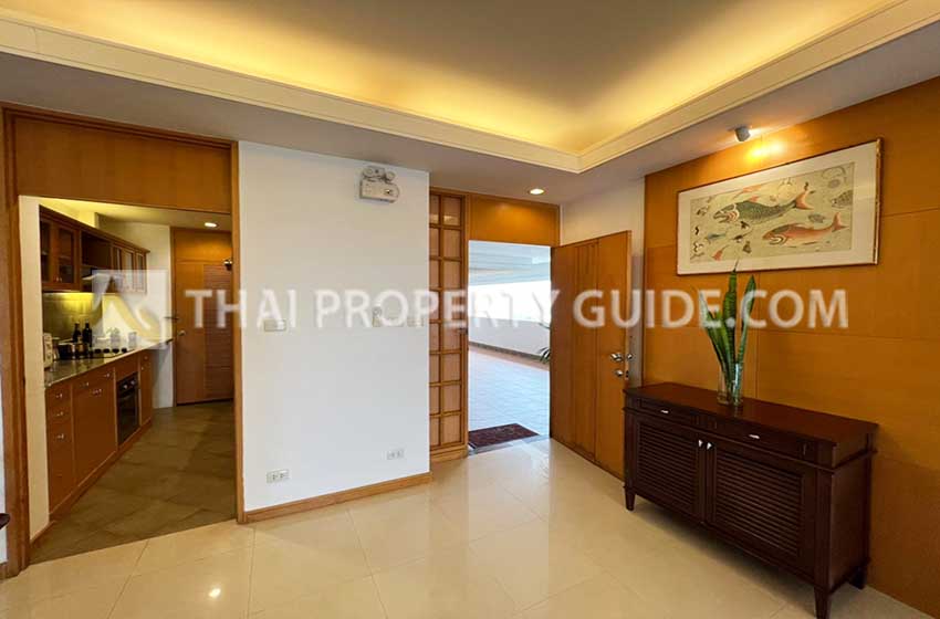 Apartment in Sathorn 