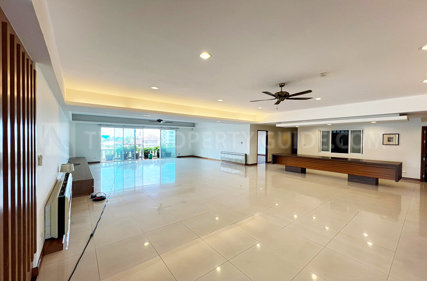 Apartment in Sathorn 