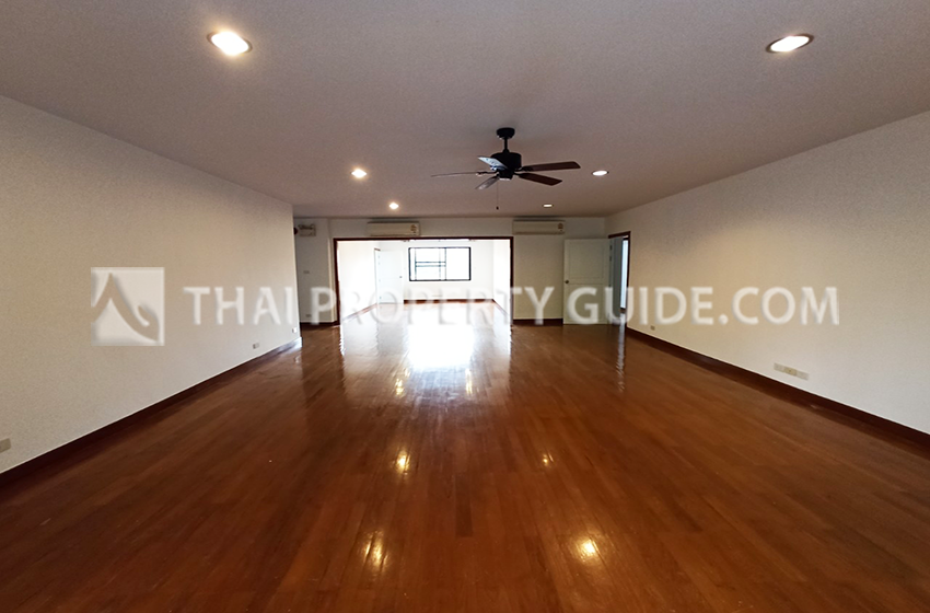 Apartment in Sathorn