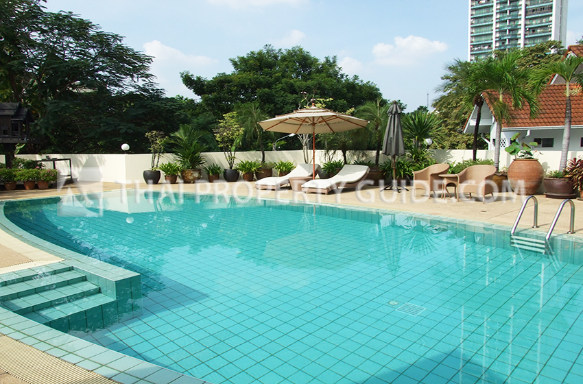 Apartment in Sathorn 