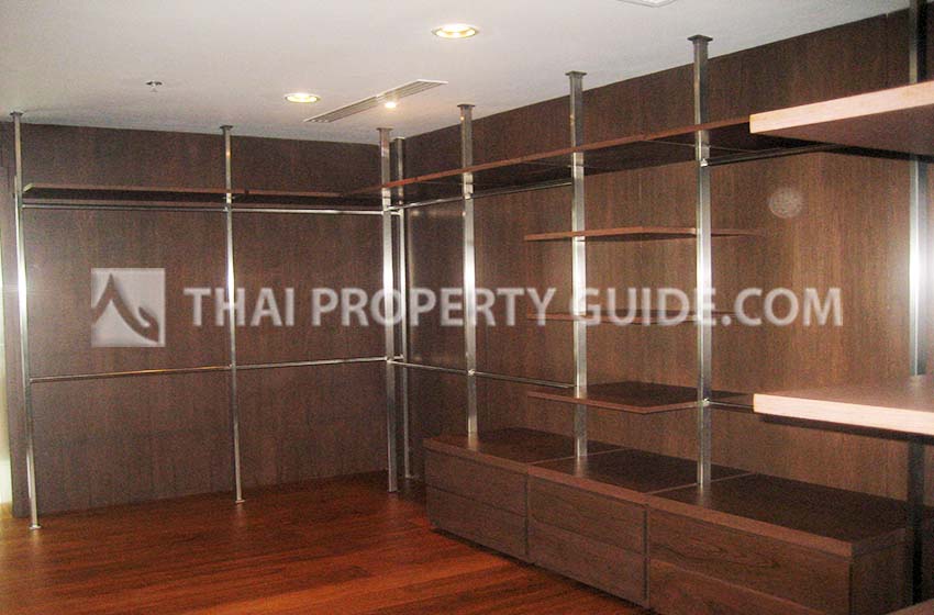 Apartment in Sathorn 