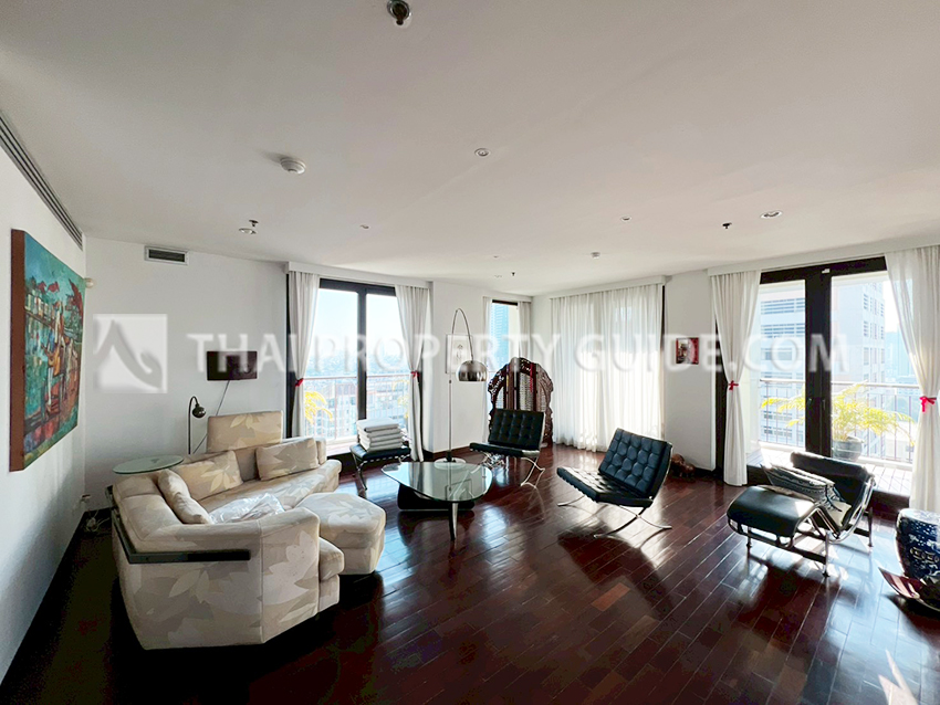 Apartment in Sathorn
