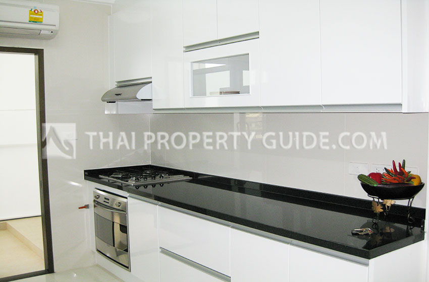 Apartment in Sathorn 