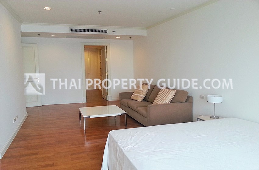 Apartment in Sathorn 