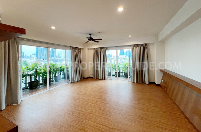 Apartment in Sathorn 