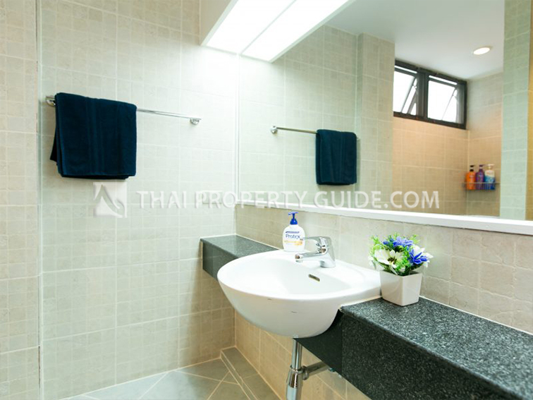 Apartment in Sathorn 