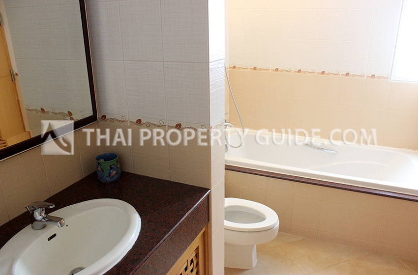 Apartment in Sathorn 