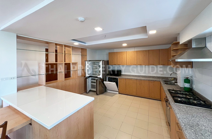 Apartment in Sathorn 