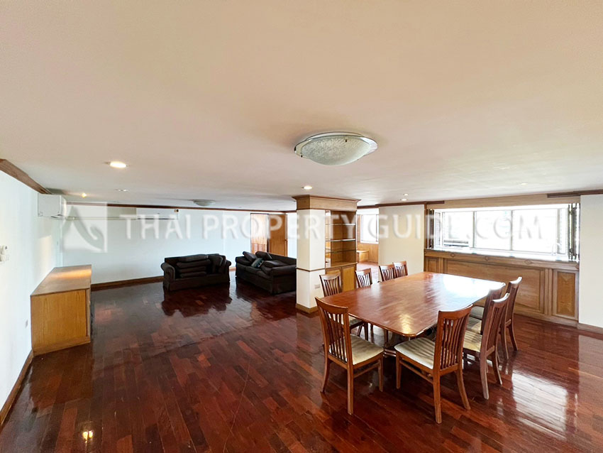 Apartment in Sathorn