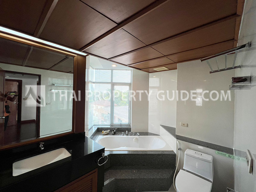 Apartment in Sathorn 