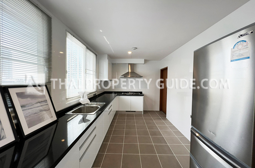 Apartment in Sathorn 