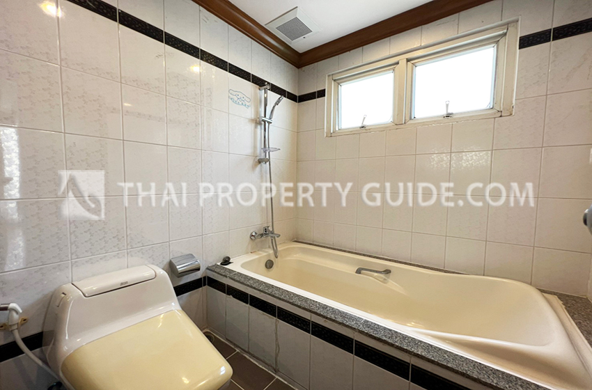 Apartment in Sathorn 