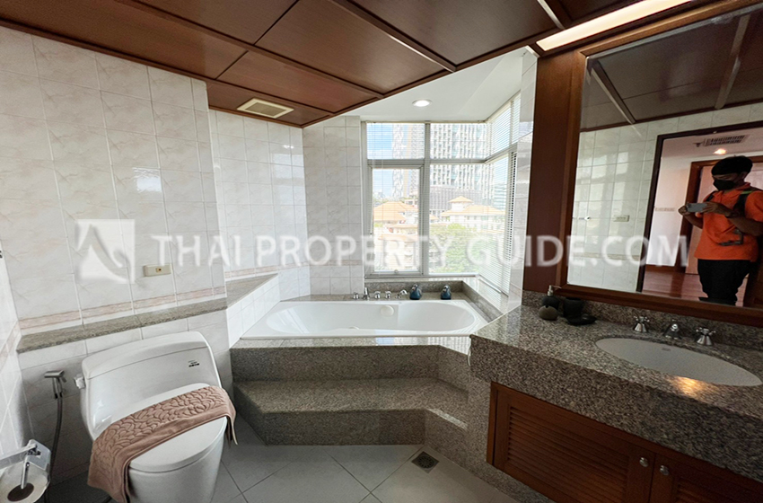 Apartment in Sathorn 