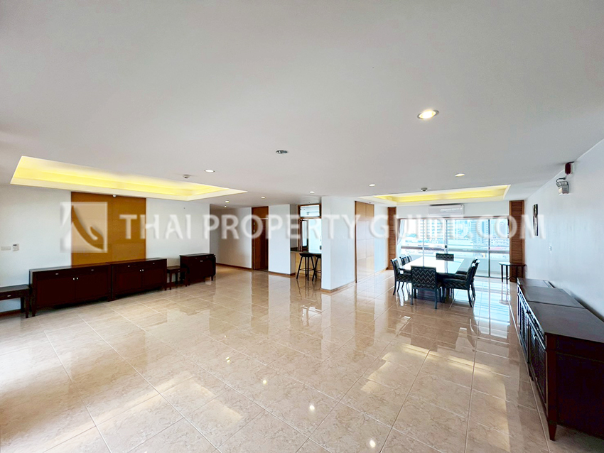 Apartment in Sathorn