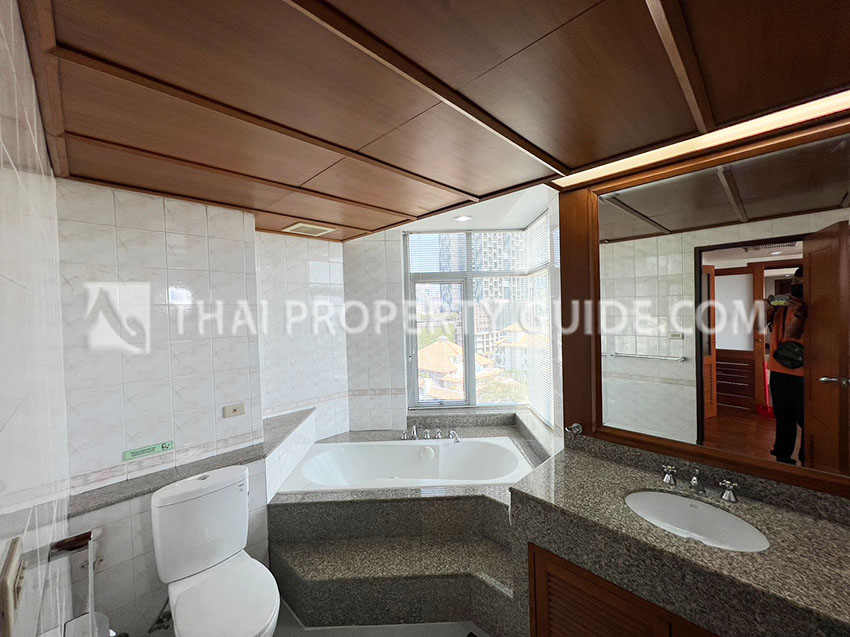 Apartment in Sathorn 