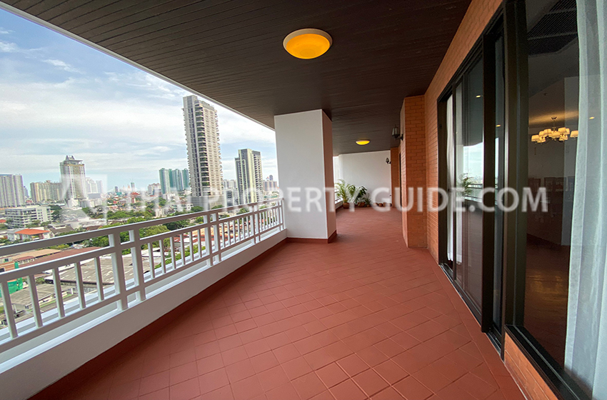 Apartment in Sathorn 