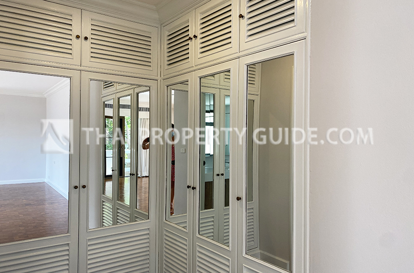 Apartment in Sathorn 