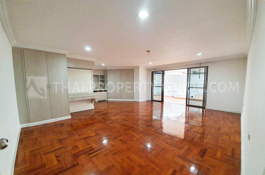 Apartment in Sukhumvit 