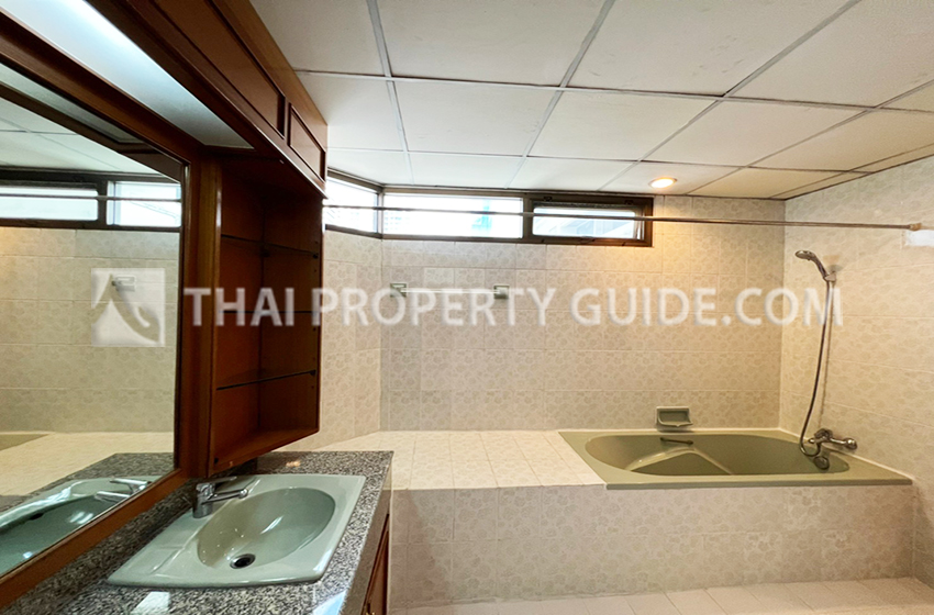 Apartment in Sukhumvit 