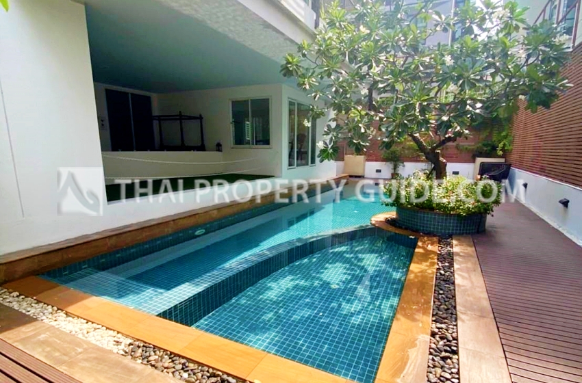 Apartment in Sukhumvit 