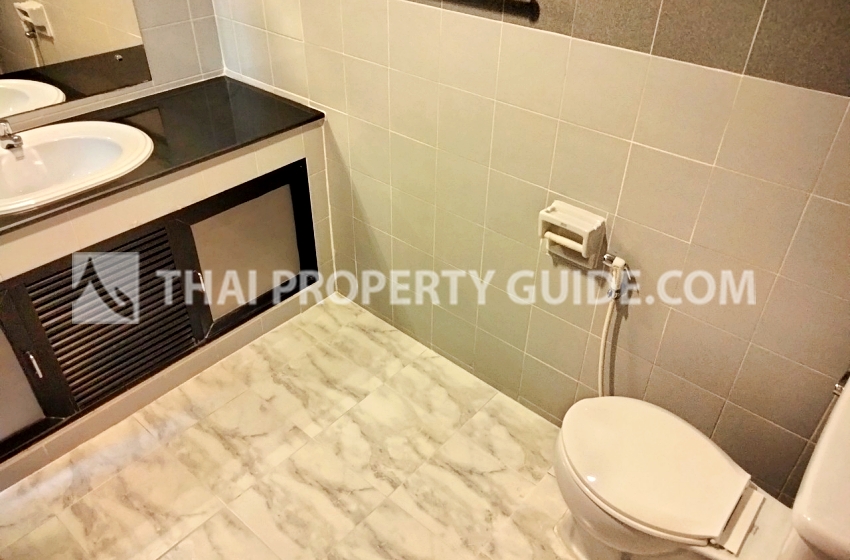 Apartment in Sukhumvit 