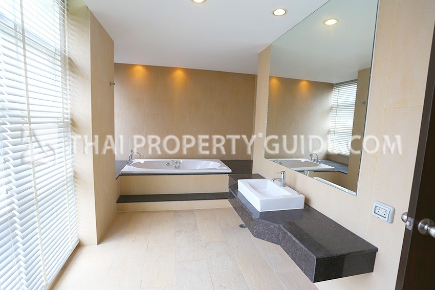 Apartment in Sukhumvit 