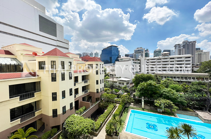 Apartment in Sukhumvit 
