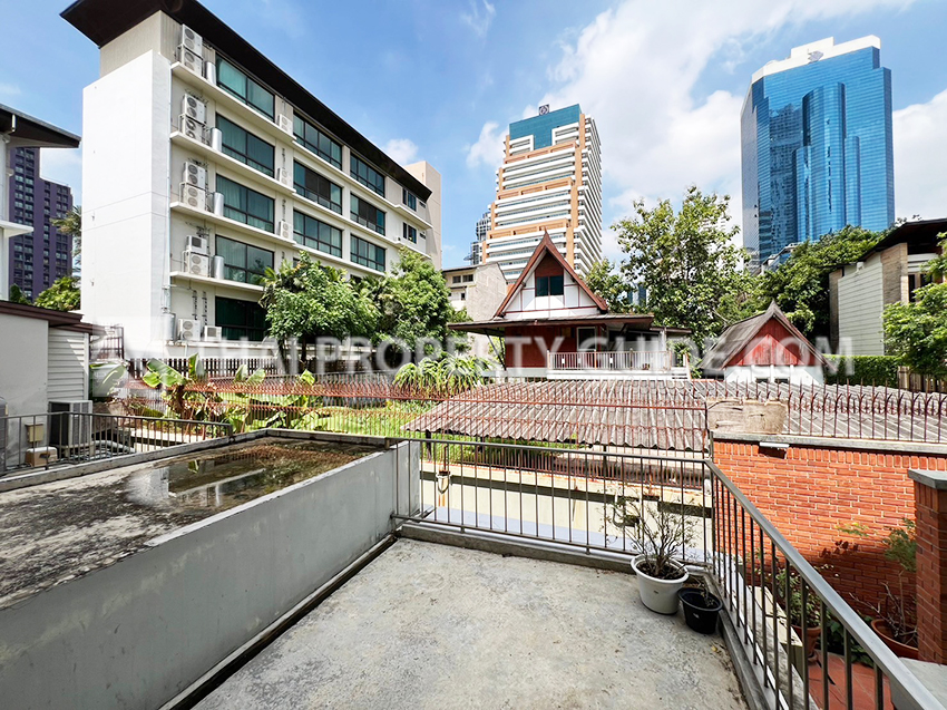 Apartment in Sukhumvit 