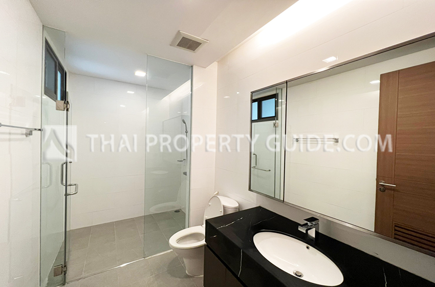 Apartment in Sukhumvit 