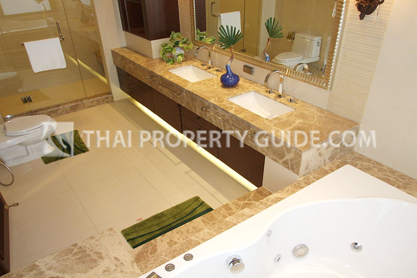 Apartment in Sukhumvit 