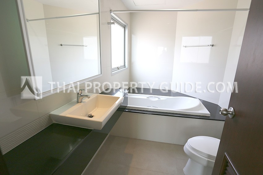 Apartment in Sukhumvit 