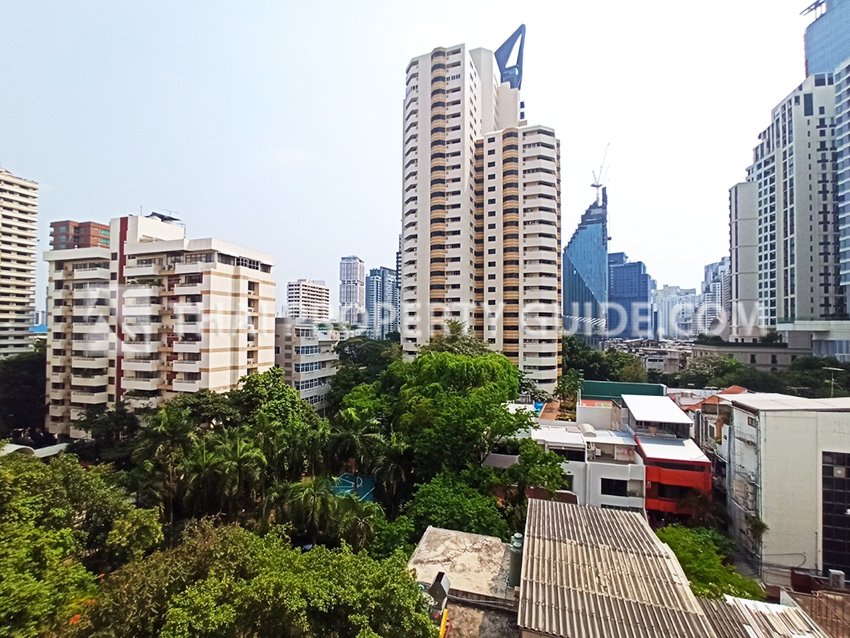 Apartment in Sukhumvit 