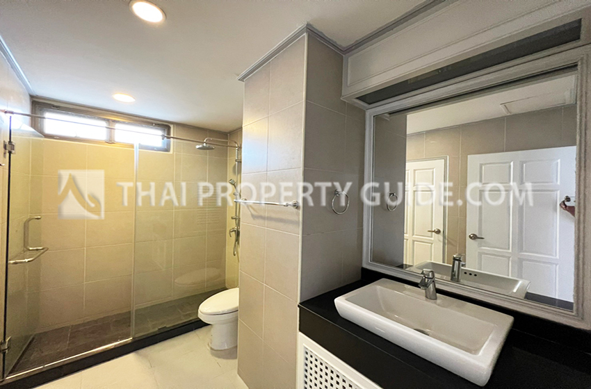 Apartment in Sukhumvit 