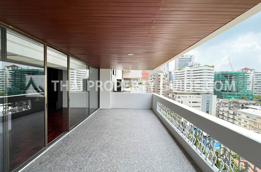 Apartment in Sukhumvit 