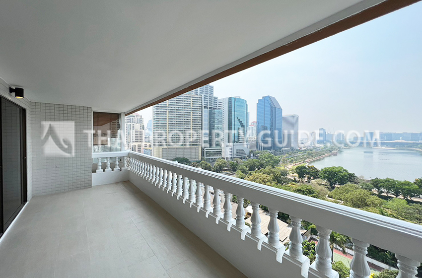 Apartment in Sukhumvit 