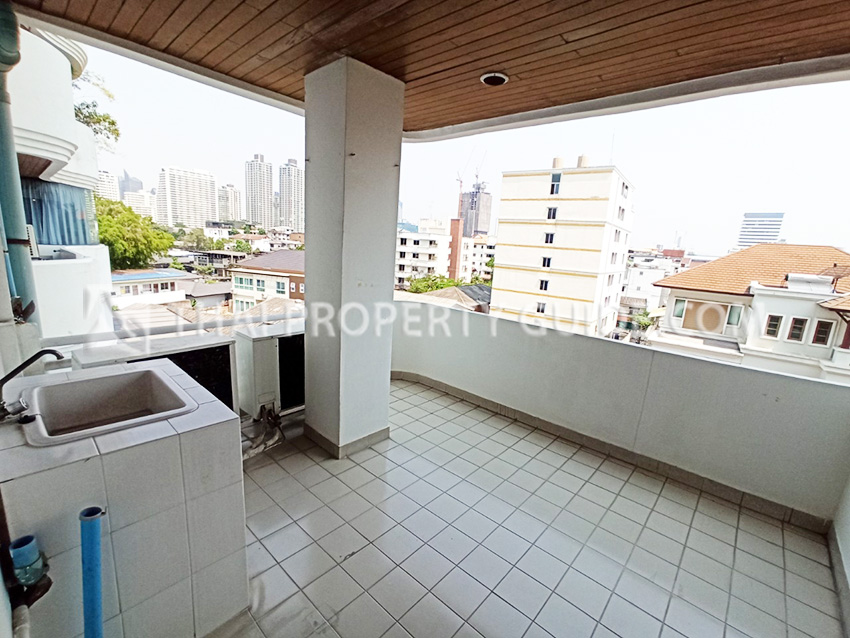 Apartment in Sukhumvit 