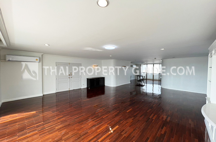 Apartment in Sukhumvit 