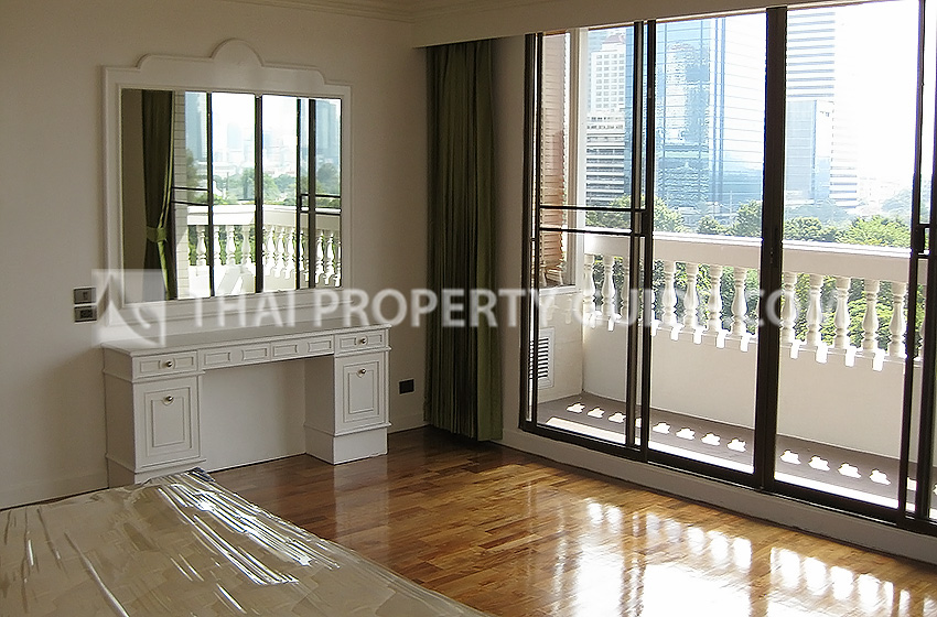 Apartment in Sukhumvit 