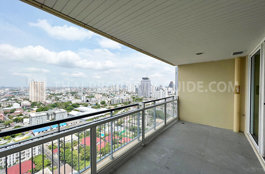Apartment in Sukhumvit 