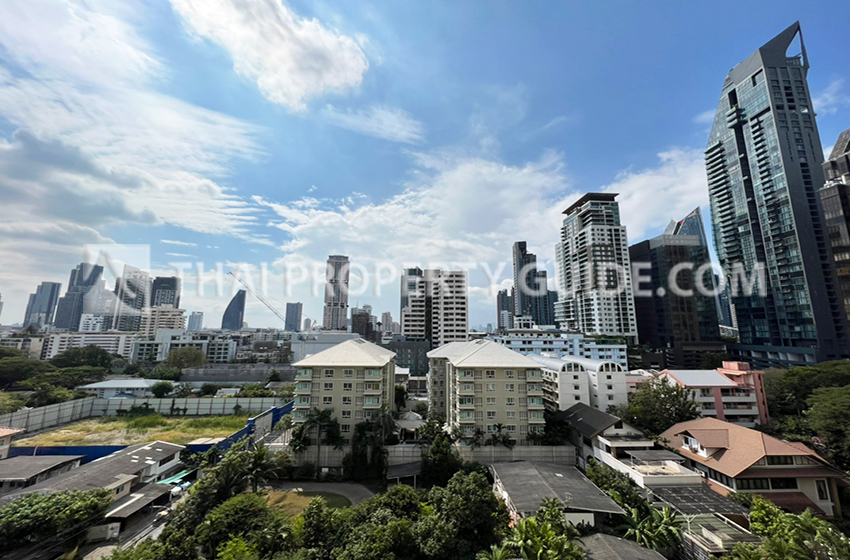 Apartment in Sukhumvit 