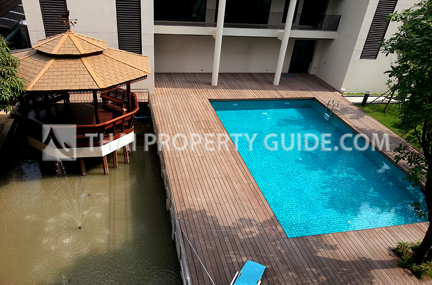 Apartment in Sukhumvit 