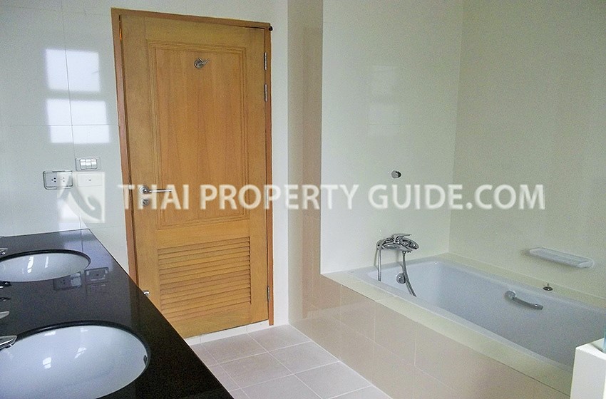 Apartment in Sukhumvit 